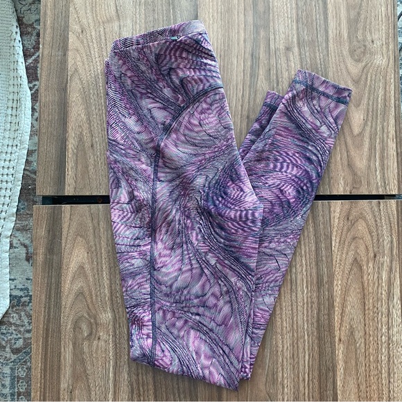 Lululemon Swift Speed High-Rise Tight 28" Size 6 - Picture 7 of 7